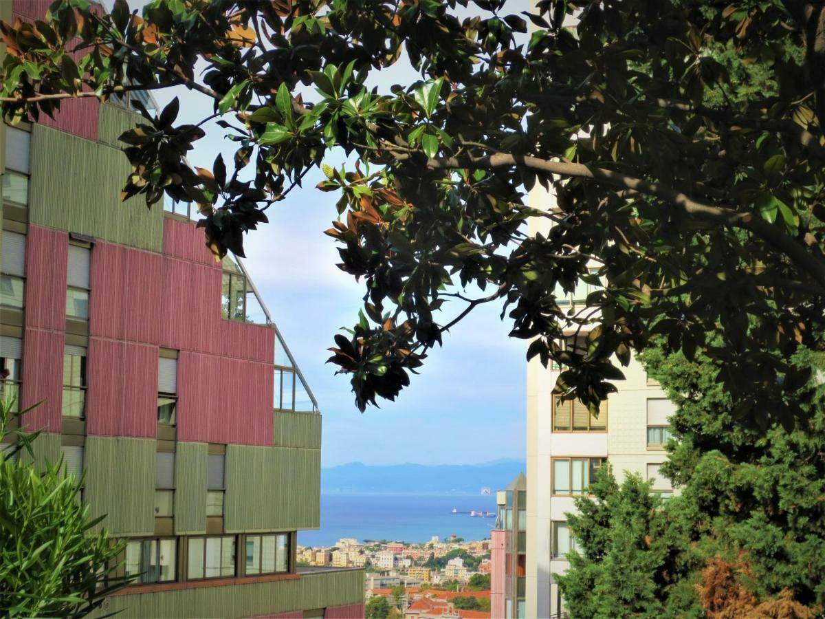 Quarto Di Luna Apartment Genoa Bagian luar foto